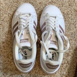 Adidas cloud foam shoes! Barely worm!